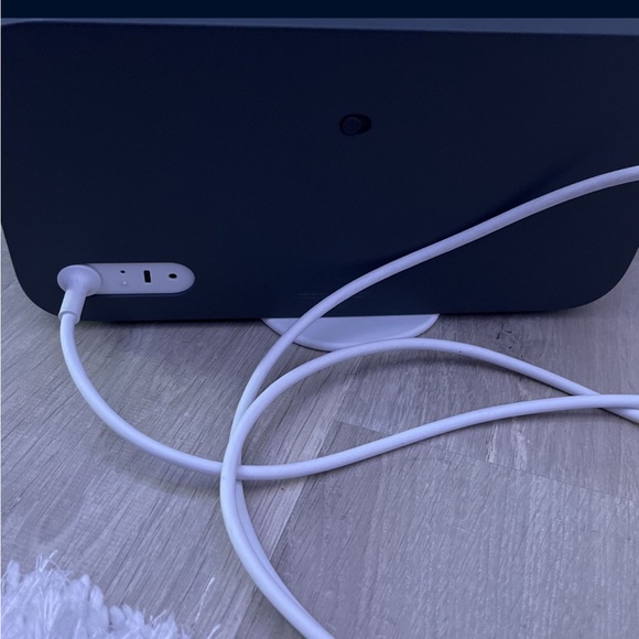 Everything works perfectly fine but I don’t have the box for it - Picture 2 of 2